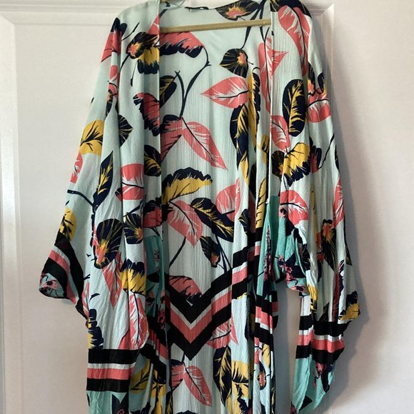 Express OS Multicolor Kimono - Picture 5 of 8
